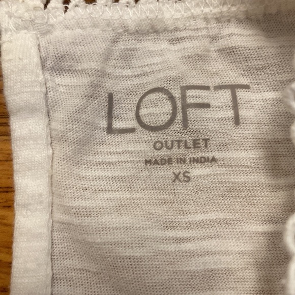 Gorgeous Lace Neckline Loft Outlet Shirt - Picture 7 of 11